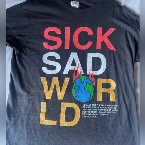 Teen Hearts Graphic Tee Long Sleeve - Picture 1 of 4